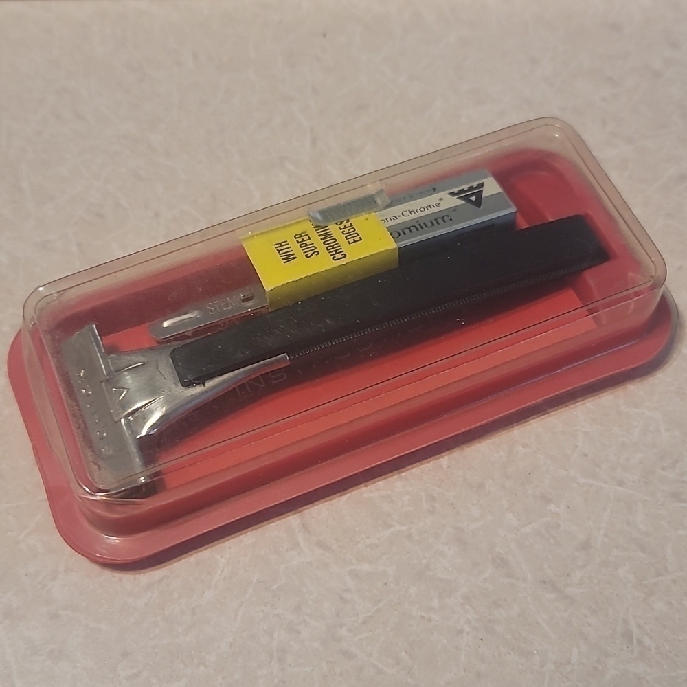 SCHICK Vintage Ejector 1950's 1960's Razor